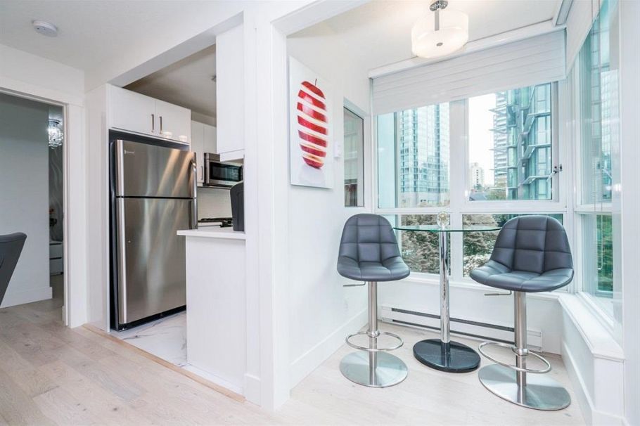 902 1328 W Pender Street Vancouver, BC - 6