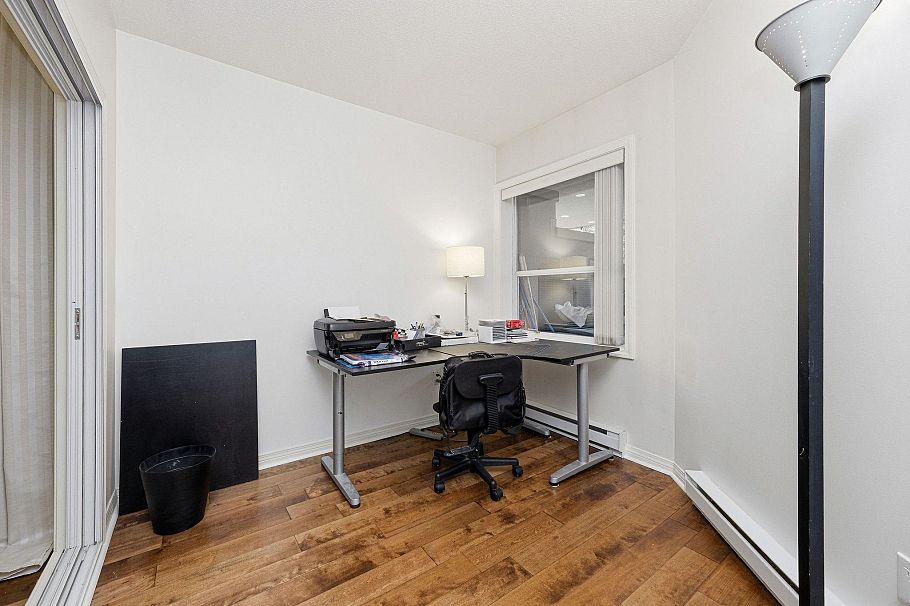 104 1500 Ostler Court North Vancouver, BC - 8