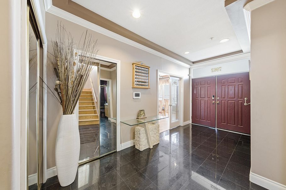 7962 Victoria Drive Vancouver, BC - 6