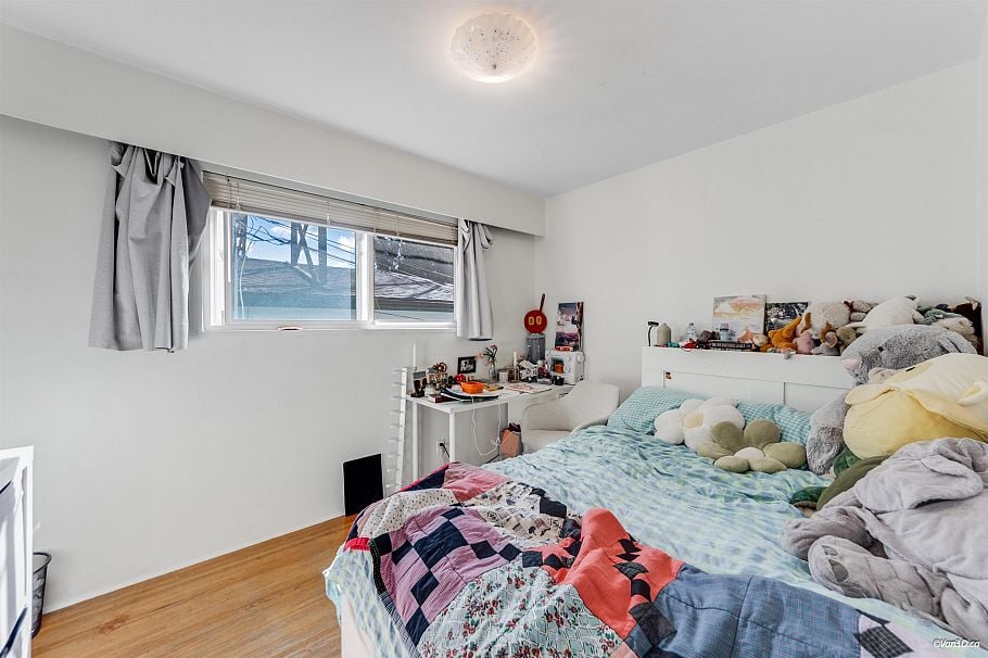 764 E Georgia Street Vancouver, BC - 14