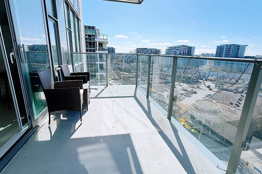 1001 8611 Hazelbridge Way Richmond, BC - 13