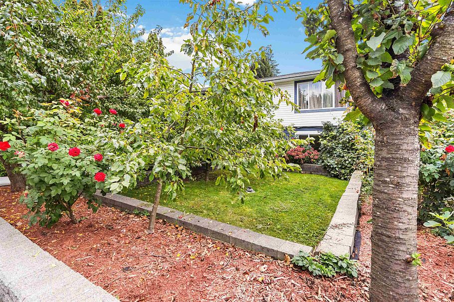 759 Morgan Road North Vancouver, BC - 39