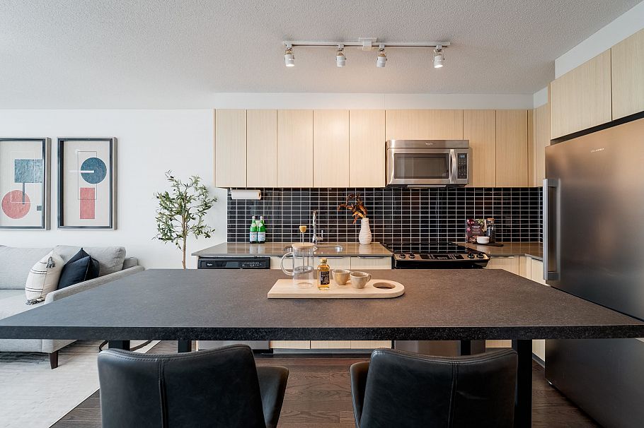 1703 1325 Rolston Street Vancouver, BC - 8