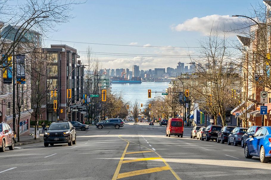 218 332 Lonsdale Avenue North Vancouver, BC - 27
