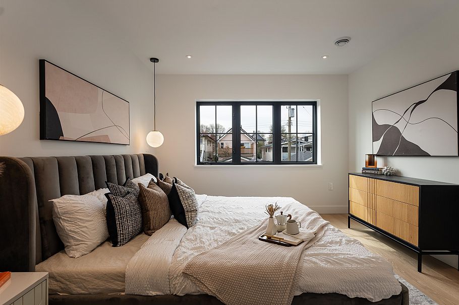 2 240 E 37th Avenue Vancouver, BC - 16