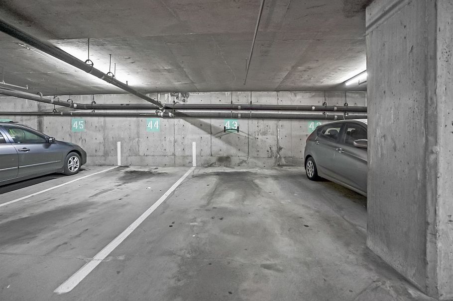 303 975 E Broadway Vancouver, BC - 26