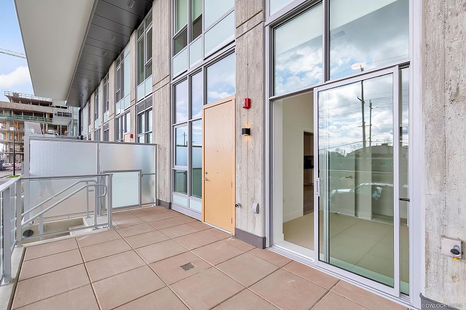 3559 E Kent Avenue North Vancouver, BC - 23