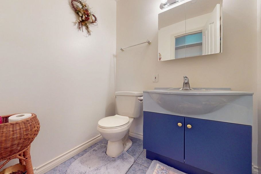 1926 W 62nd Avenue Vancouver, BC - 31