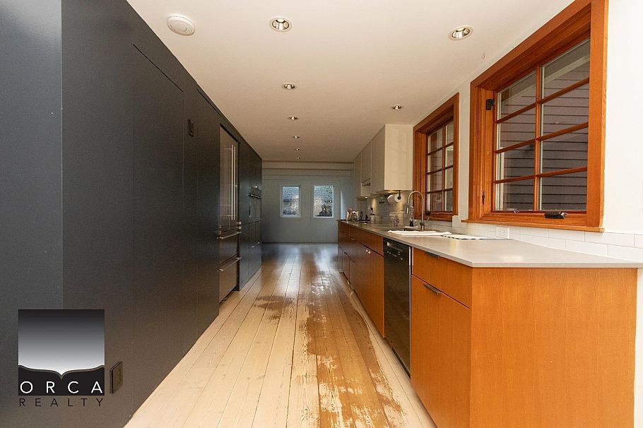 466 BRAND STREET, North Vancouver BC V7N 1G1 North Vancouver, BC - 4