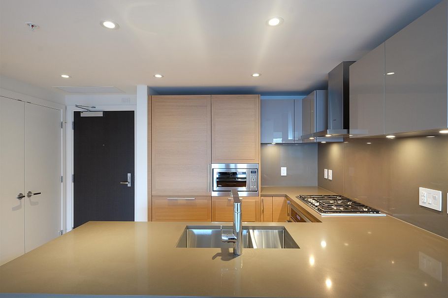 703 1561 W 57th Vancouver, BC - 10