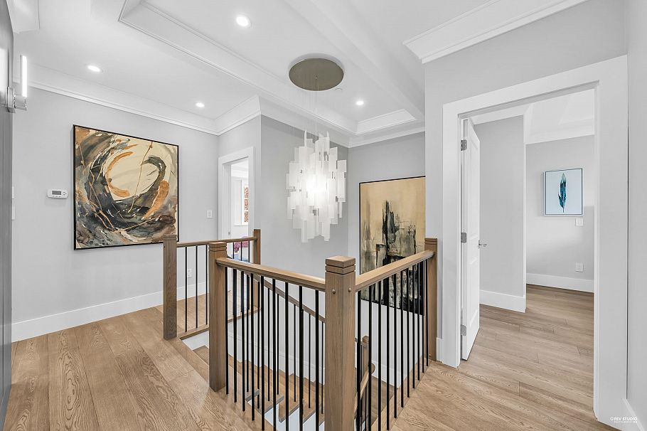 2820 W 32nd Avenue Vancouver, BC - 18