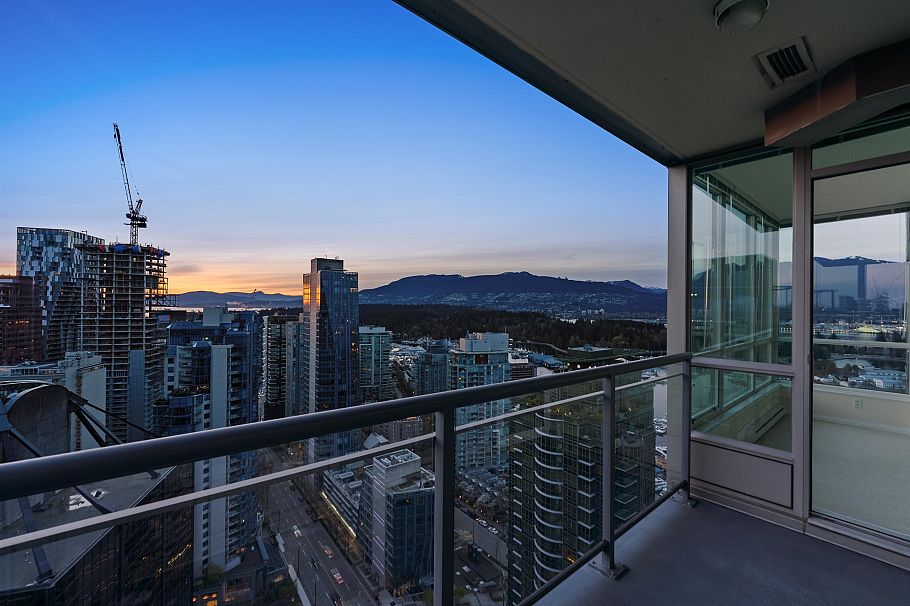 3601 1328 W Pender Street Vancouver, BC - 31