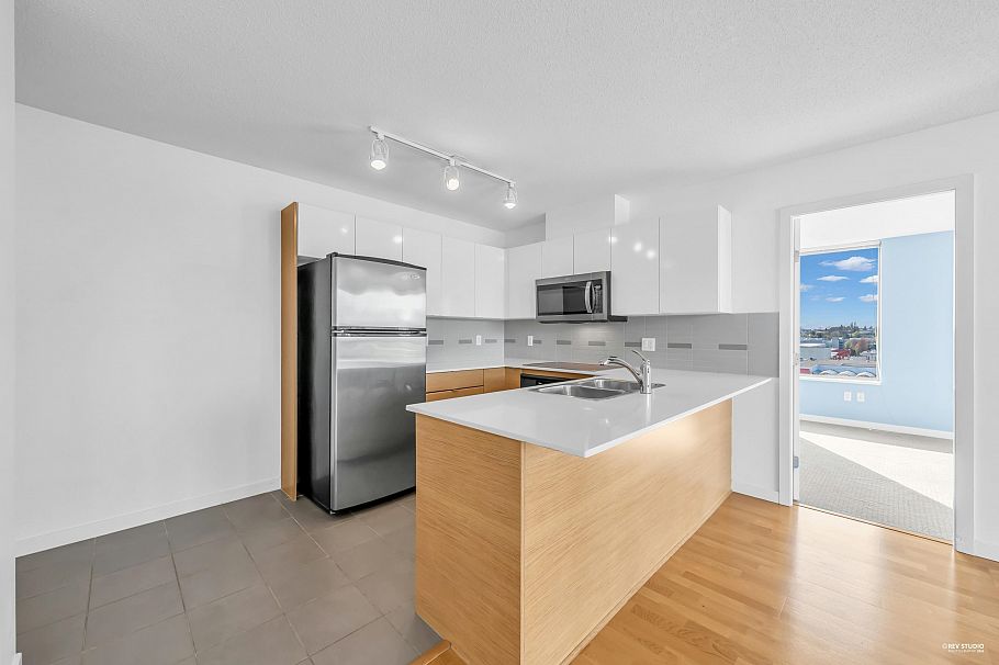 1002 4178 Dawson Street Burnaby, BC - 5