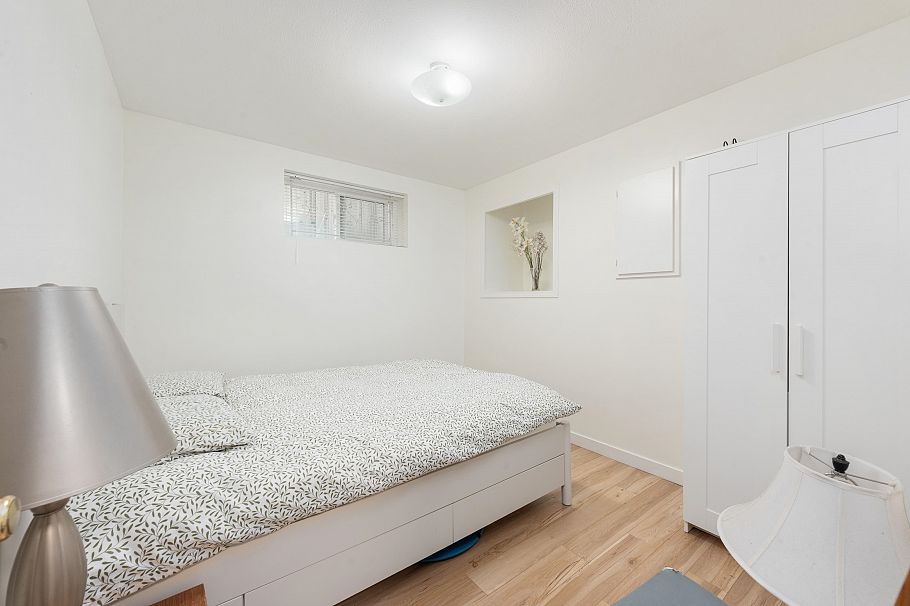 5756 Kerr Street Vancouver, BC - 22