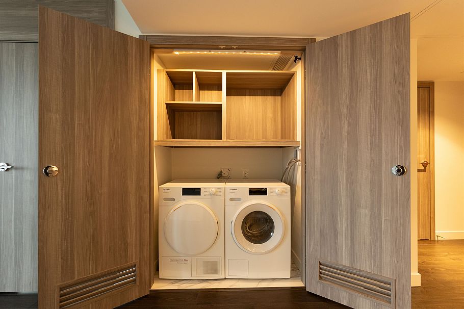 605 8555 Capstan Way Richmond, BC - 13