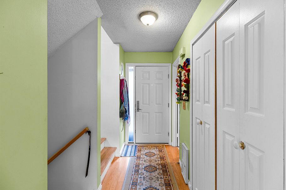 7363 Kokanee Place Vancouver, BC - 9