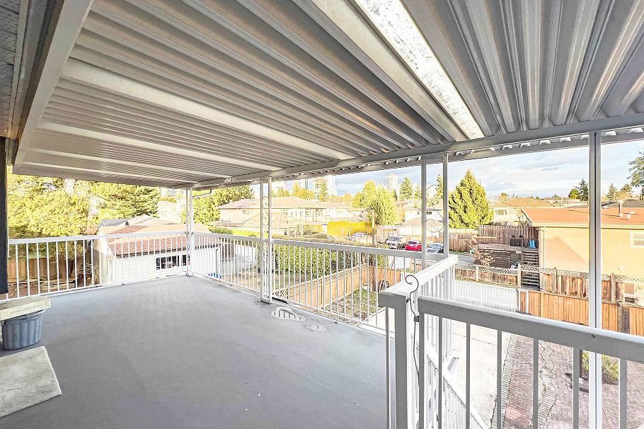 6970 Willingdon Avenue Burnaby, BC - 36