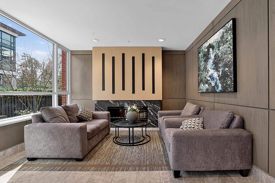 511 2651 Library Lane North Vancouver, BC - 3