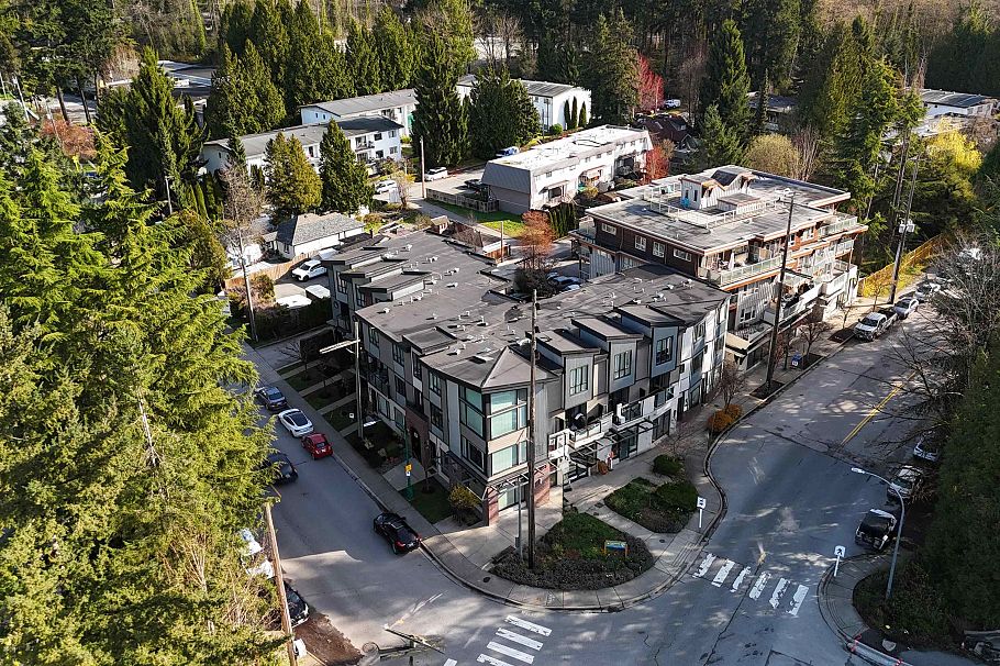 308 Seymour River Place North Vancouver, BC - 36