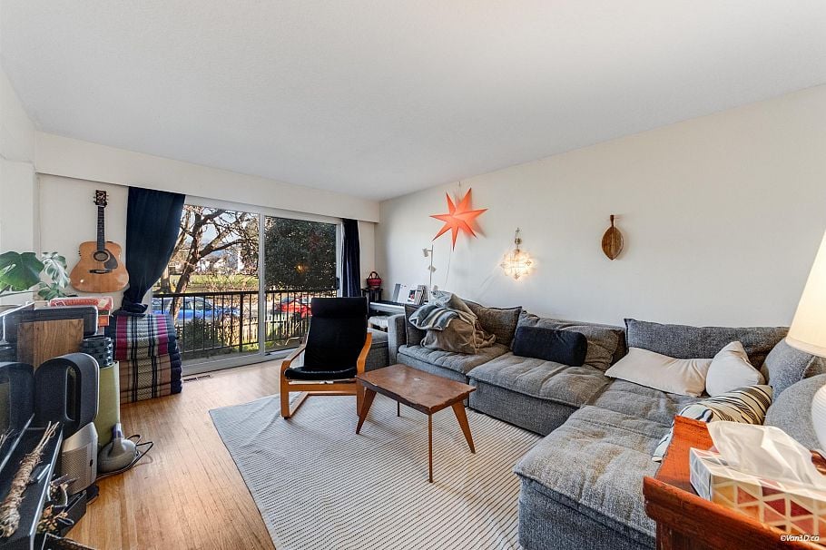 764 E Georgia Street Vancouver, BC - 2
