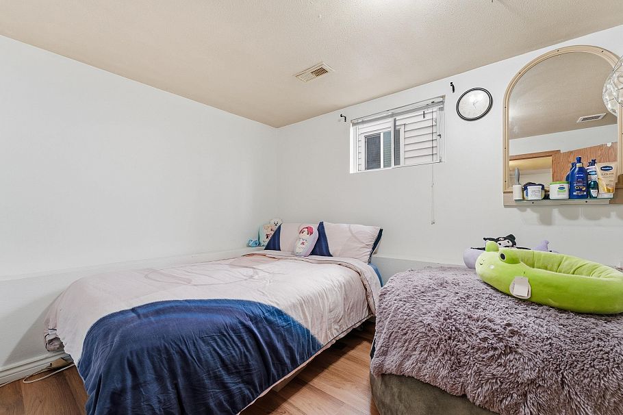 6777 Kerr Street Vancouver, BC - 17