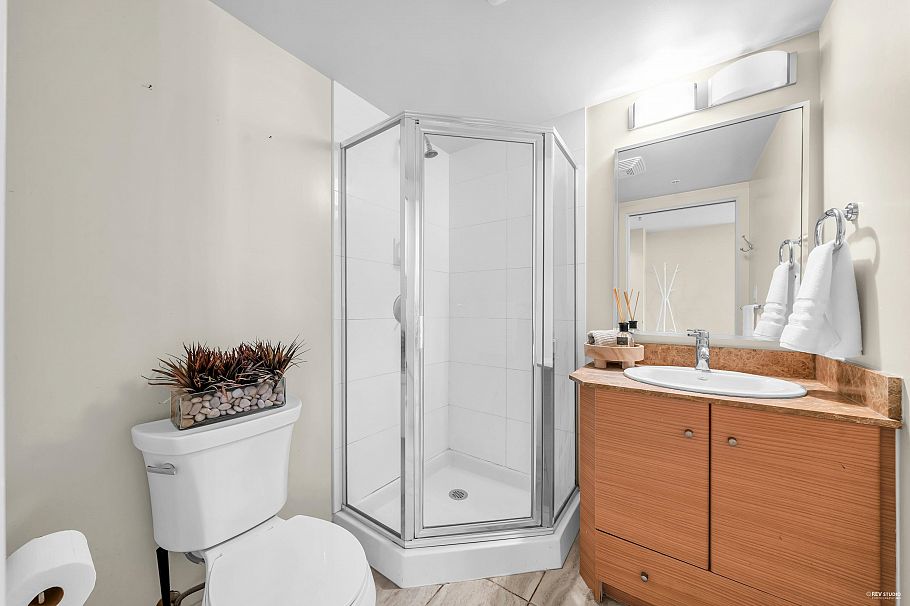 1001 928 Homer Street Vancouver, BC - 17