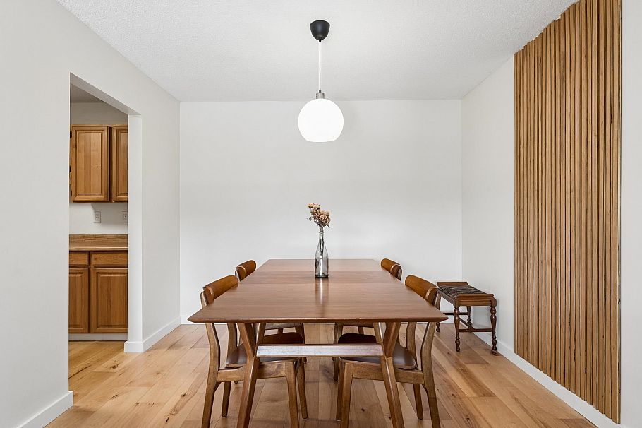 211 1385 Draycott Road North Vancouver, BC - 8