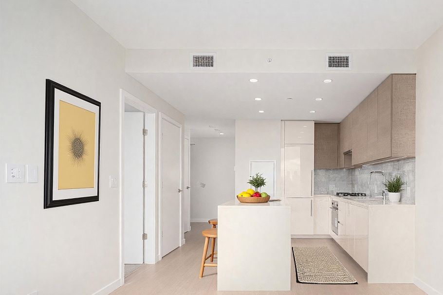 3201 4168 Lougheed Highway Burnaby, BC - 7