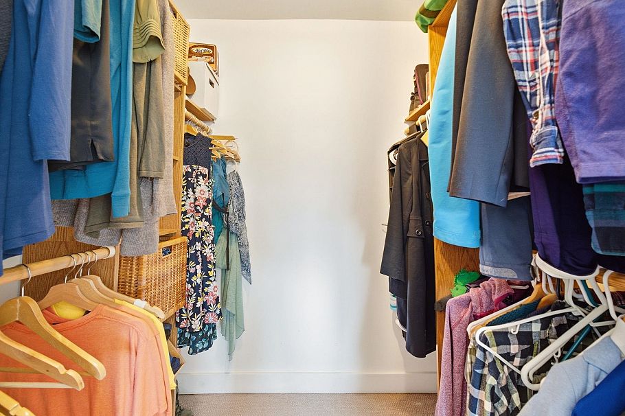 931 Old Lillooet Road North Vancouver, BC - 26