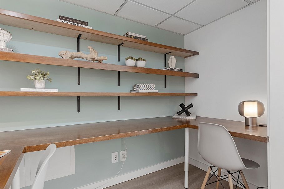 374 2080 W Broadway Vancouver, BC - 18