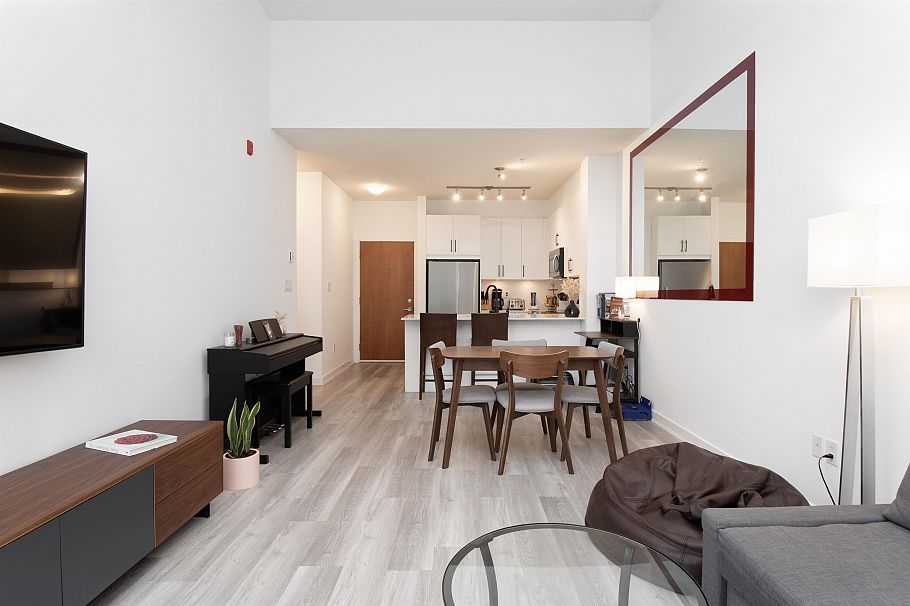 515 119 W 22nd Street North Vancouver, BC - 15