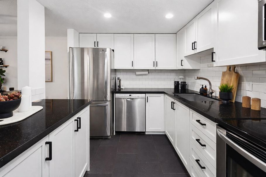 107 175 W 4th Street North Vancouver, BC - 12