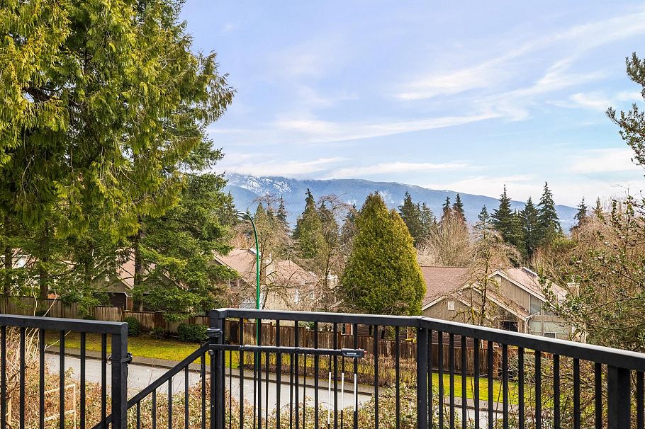 3985 Frames Place North Vancouver, BC - 20