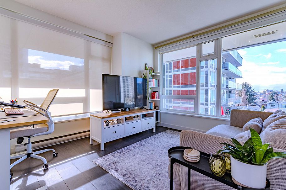 207 5515 Boundary Road Vancouver, BC - 3