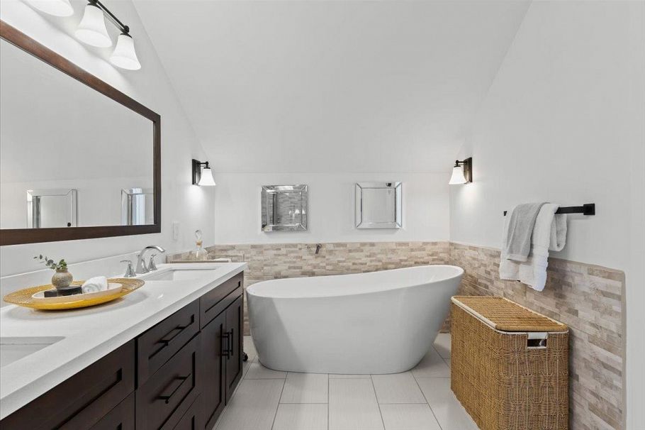 2755 W 42nd Avenue Vancouver, BC - 19