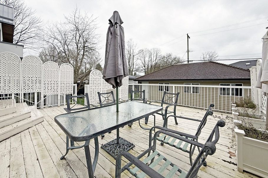 1926 W 62nd Avenue Vancouver, BC - 36