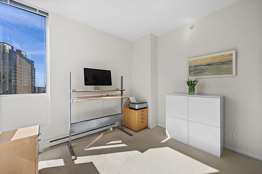 3601 1328 W Pender Street Vancouver, BC - 25