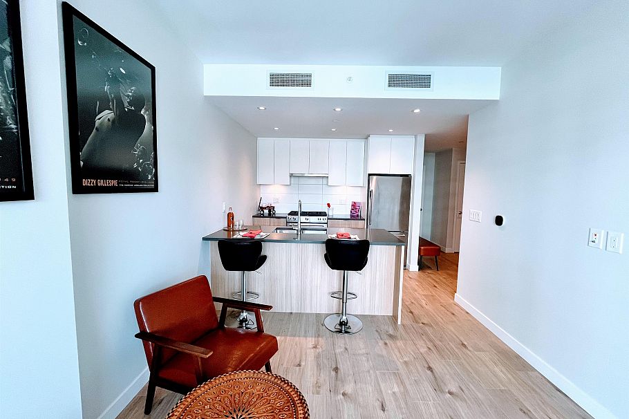 1205 3430 E Kent Avenue South Vancouver, BC - 10