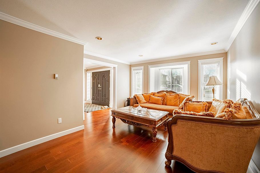 6970 Willingdon Avenue Burnaby, BC - 21