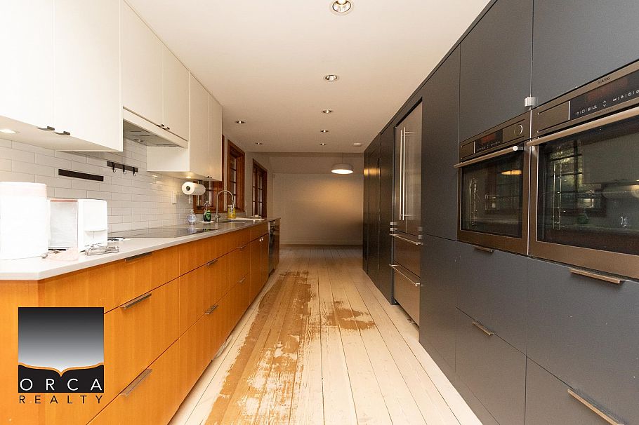 466 BRAND STREET, North Vancouver BC V7N 1G1 North Vancouver, BC - 7