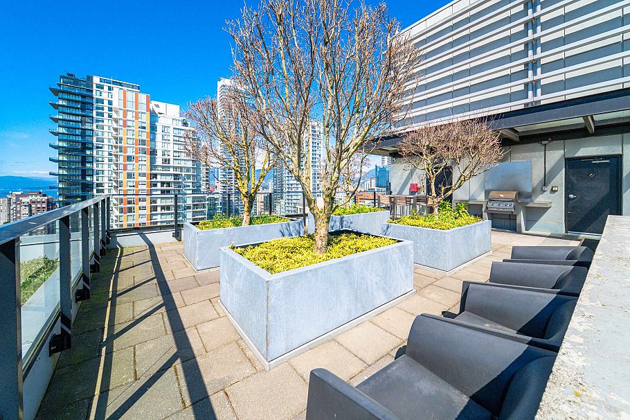 1703 1325 Rolston Street Vancouver, BC - 30