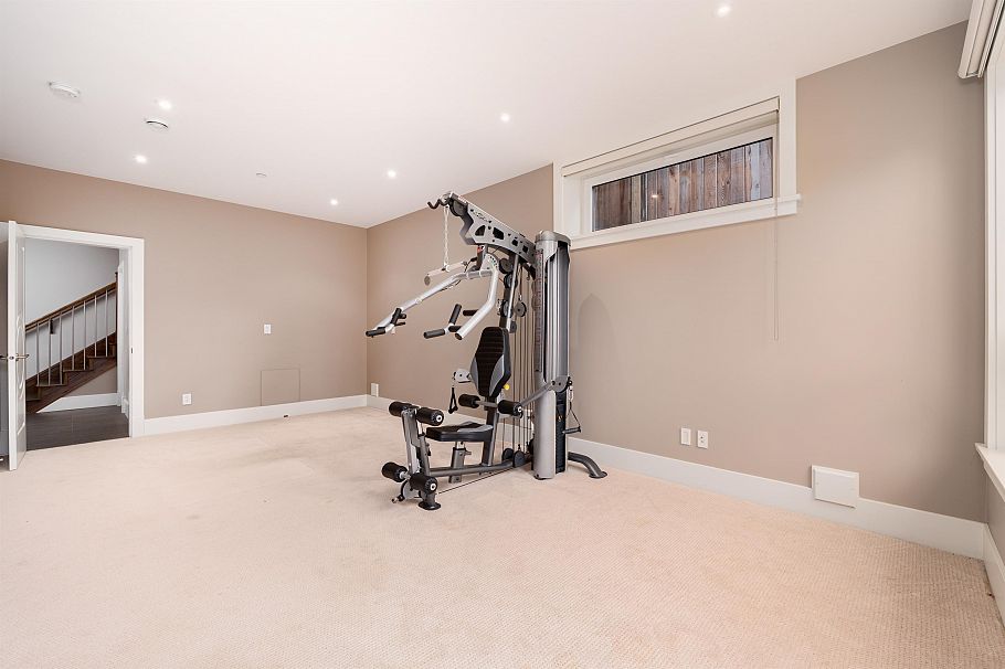 4341 W 3rd Avenue Vancouver, BC - 35