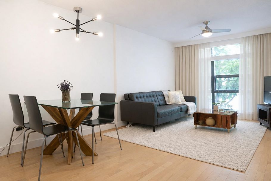 206 2137 W 10 Avenue Vancouver, BC - 2