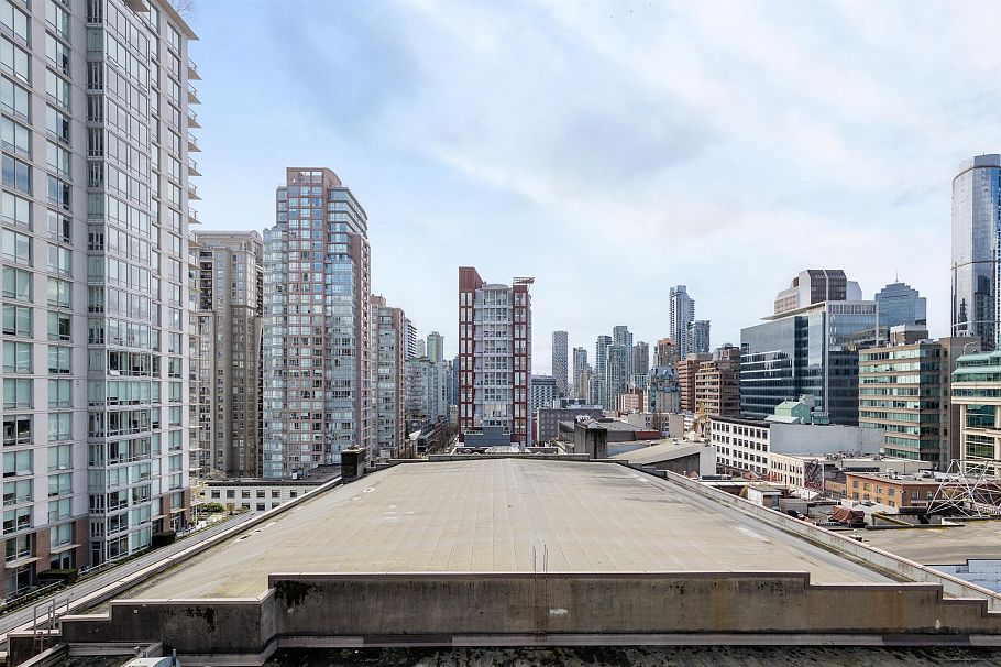 907 833 Seymour Street Vancouver, BC - 18