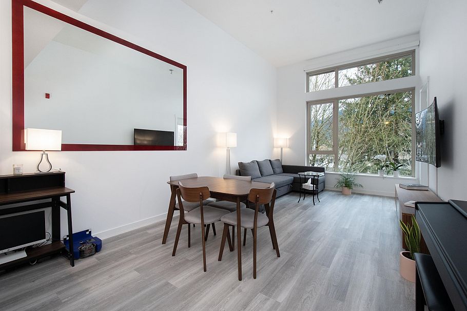 515 119 W 22nd Street North Vancouver, BC - 2