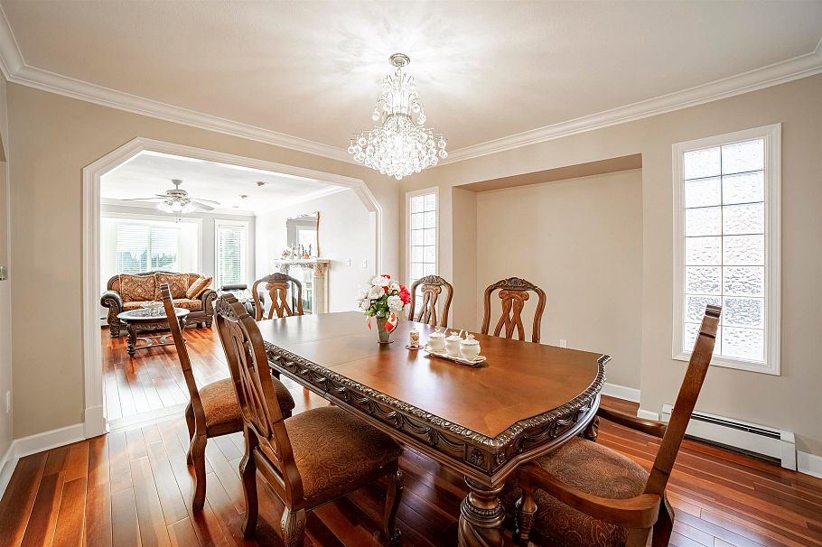 6970 Willingdon Avenue Burnaby, BC - 6