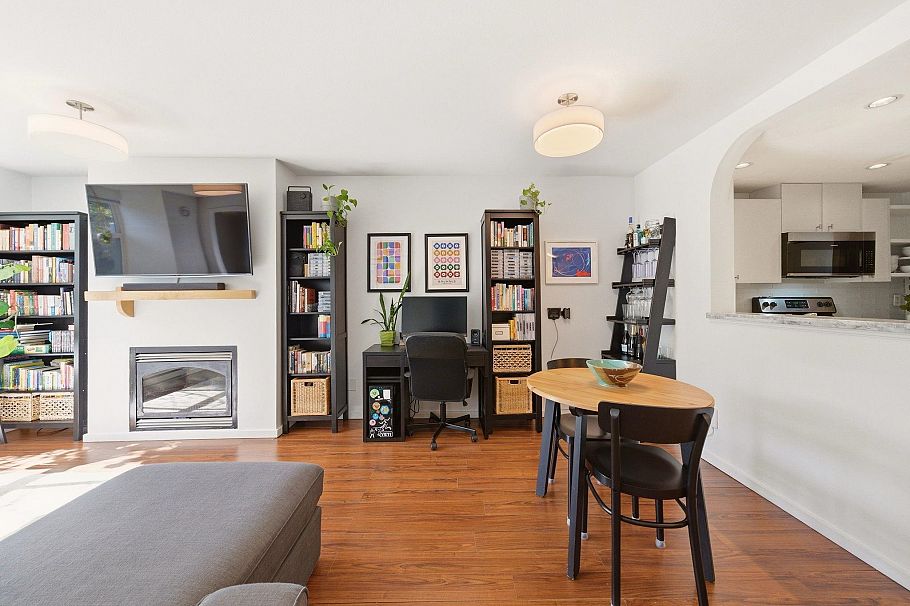 113 1111 Lynn Valley Road North Vancouver, BC - 6