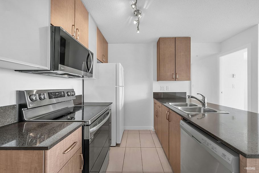 2608 977 Mainland Street Vancouver, BC - 6