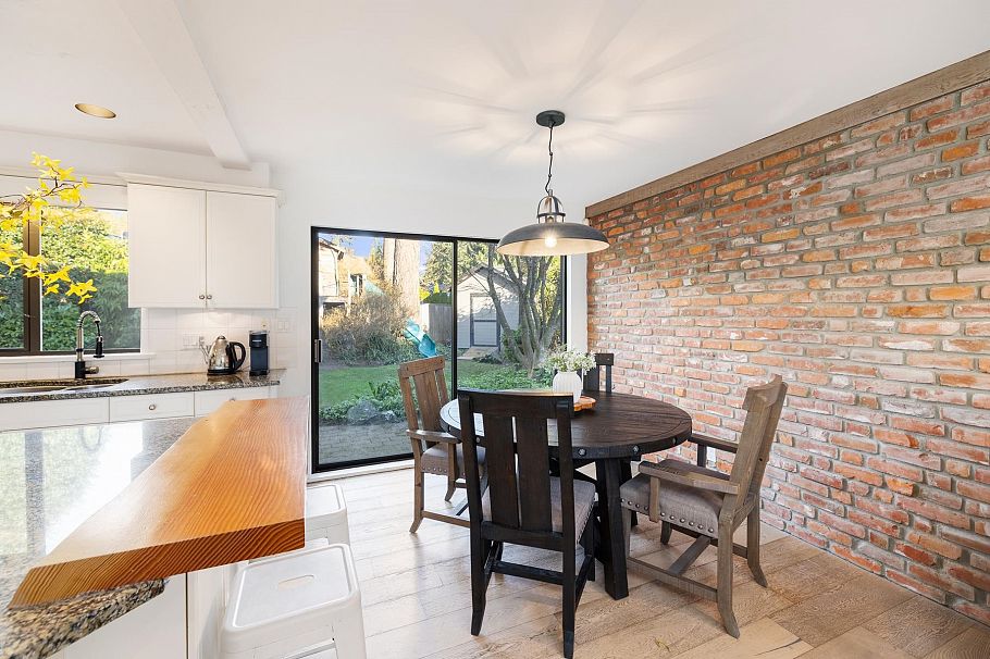 4198 Sunset Boulevard North Vancouver, BC - 16