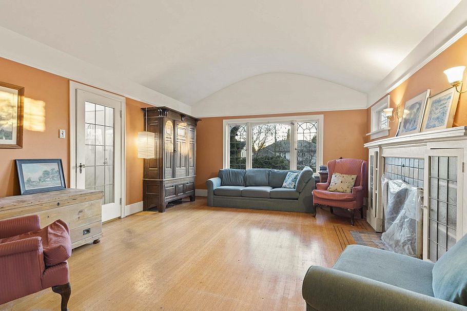 3449 Mayfair Avenue Vancouver, BC - 9